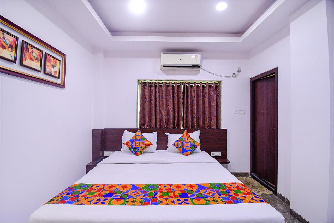 Fabhotel Rani Tower - Chinar Park Kolkata