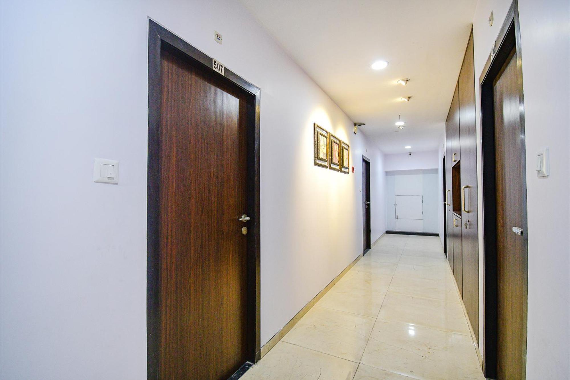 होटल Fabhotel Rani Tower - Chinar Park Kolkata