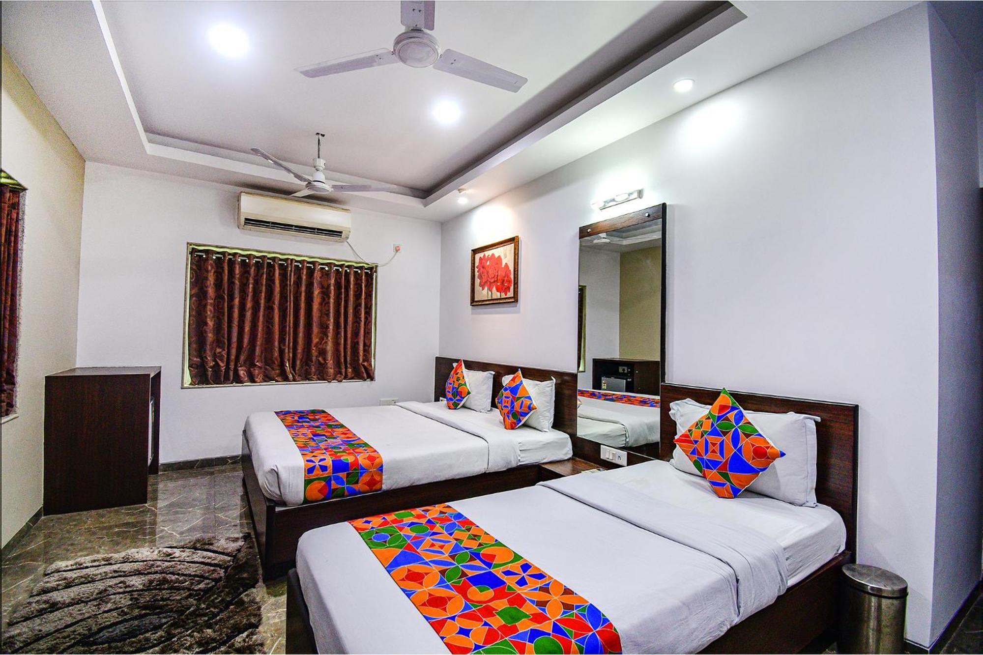 Fabhotel Rani Tower - Chinar Park Kolkata